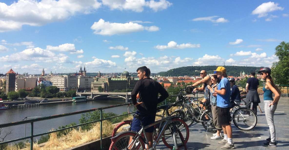 Prague: Stunning Viewpoints, Castle, City & Park Bike Tour - Key things that make this tour worth your time