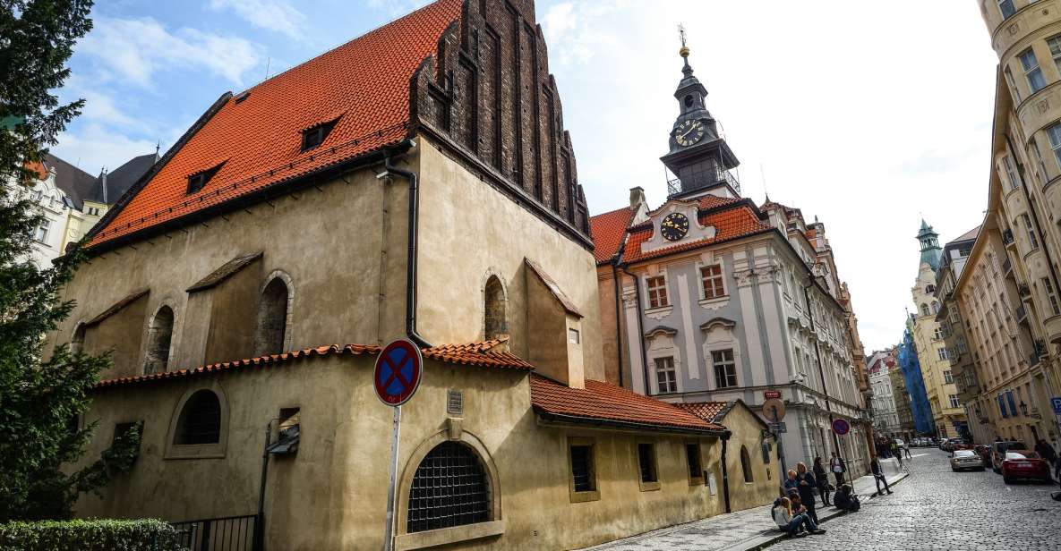 Prague: Synagogues and Jewish Quarter Private Walking Tour - Rain or shine: what that means for your comfort