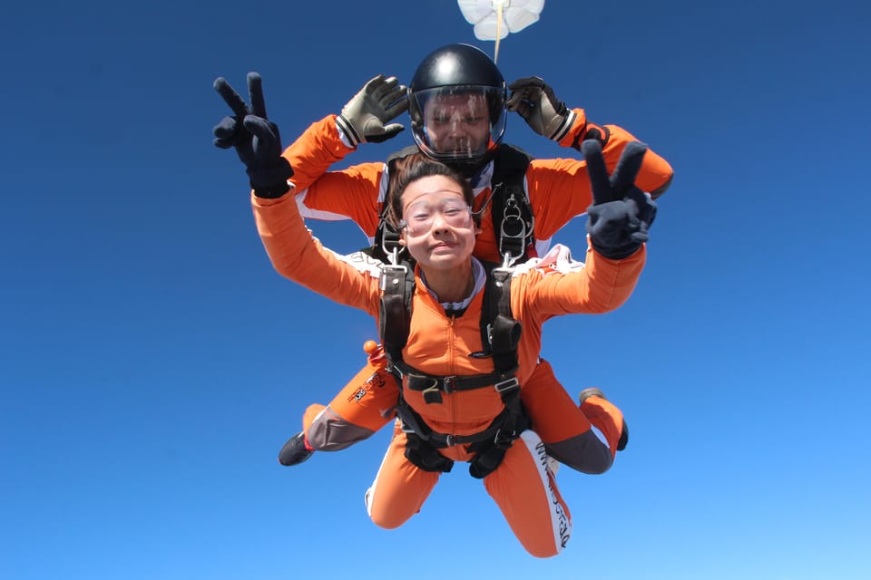 Prague: Tandem Skydiving 14,000ft over Prague with Transfers - Parachute Flight for About Seven Minutes: Quiet, Control, and Views