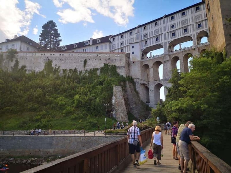Prague: Transfer to Vienna via fabulous Cesky Krumlov - Turning a transfer into a real day: why Český Krumlov works so well