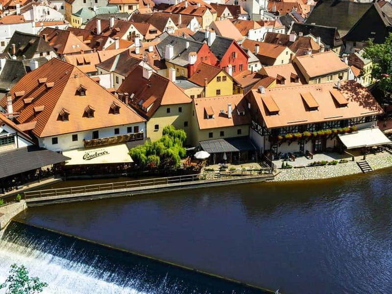 Prague: Transfer to Vienna via fabulous Cesky Krumlov - The guide effect: how Jaroslav (Jay) improves the day