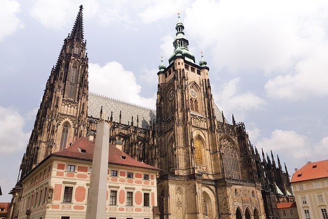 Prague Walking Tour with River Boat Cruise and Lunch - 6 hours - Vltava River Cruise from Křižovnické náměstí: The Best View Per Minute