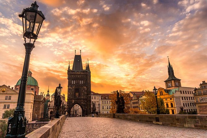 Private 4-hour City Tour of Prague with driver & official guide w/ Hotel pick up - Private 4-hour Prague route: efficient, not rushed