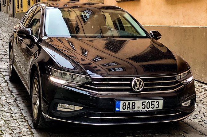Private ARRIVAL Transfer by LIMOUSINE 3+1pax - Timing hiccups to watch for (and how you can prevent them)