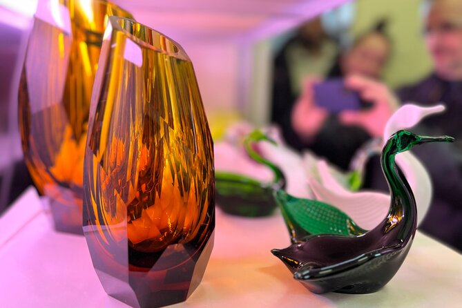 Private Bohemian Glass and Czech Crystal Tour with lunch included - Stop for Glass Onion sculptures: seeing Jirí Pacínek’s craft up close
