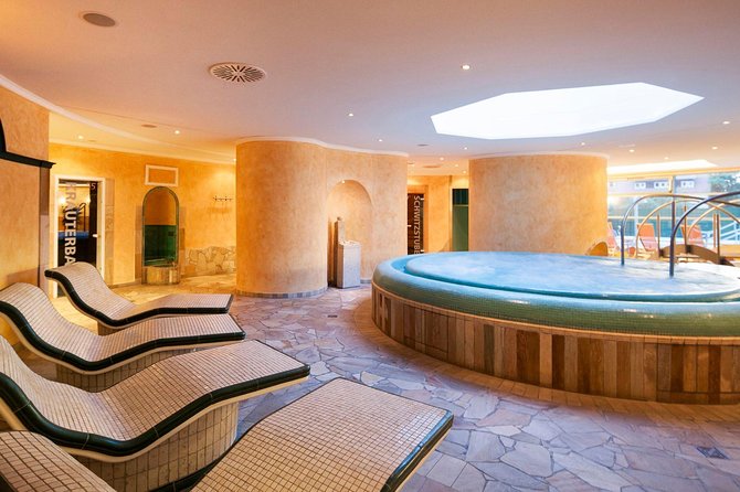 Private Custom Full day tour Saxon Switzerland Easy Tour&Unlimited Thermal Baths - Leaving Prague: A Full Day Starts at 8:00