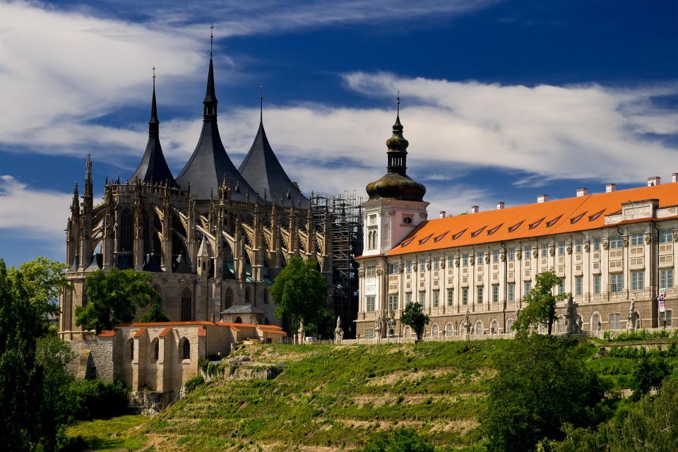 Private Guided Tour from Prague to UNESCO Kutna Hora - Prague to Kutná Hora: how the 6-hour plan really plays