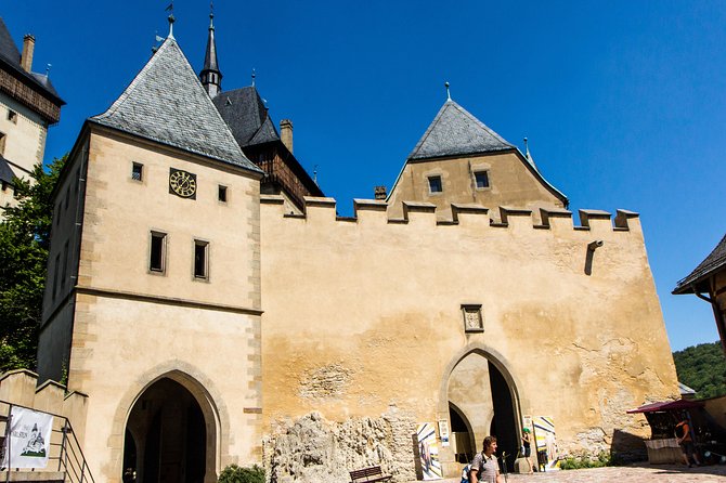 Private Karlstejn castle trip from Prague with Lunch & Admission - Price and value: is $242.50 fair for this setup?