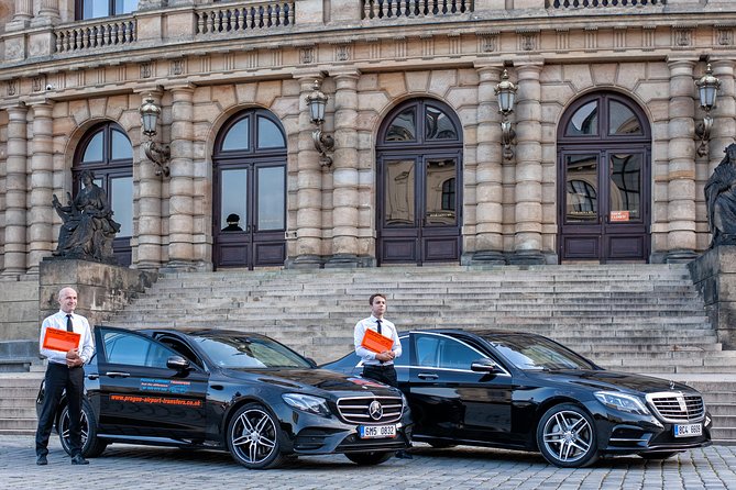 Private Luxury Transfer to Cesky Krumlov from Prague - Ride Comfort: Sedan Limousine or Mercedes Minivan