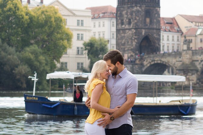 Private Photoshoot Tour in Prague - Charles Bridge: skyline views plus a wish-worthy photo moment