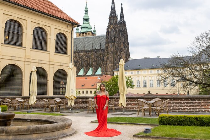 Private Photoshoot Tour in Prague - Price value: $168.20 per group up to 5