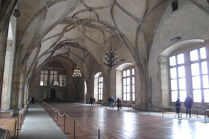 Private Prague Castle Tour with a Czech Guide, meet up at hotel - How the 3-hour flow feels (and where you might want more time)