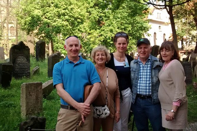 Private Stories of Jewish Prague Walking Tour - Where you meet in Josefov (and how easy it is to find)