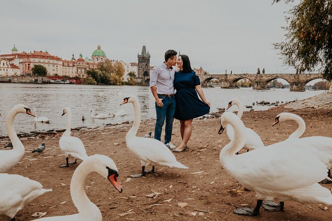 Private Vacation Photography Session with Local Photographer in Prague - What you’ll receive: the photo count and the gallery timing