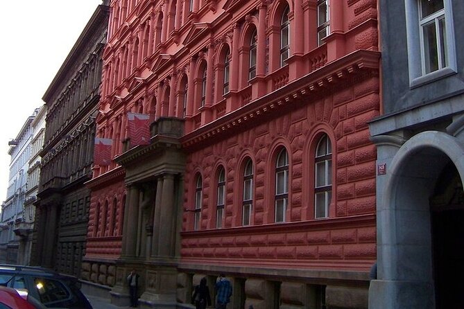 Real Prague - Meeting Point and End at Florenc: Logistics That Don’t Waste Time