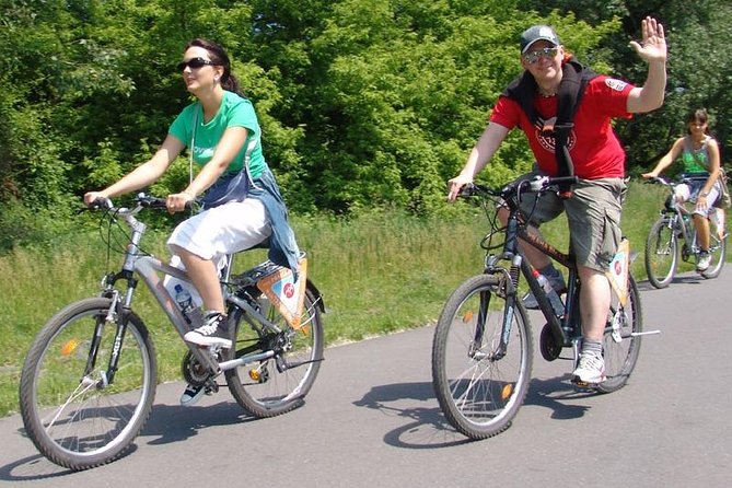 River & Park Bike Tour to Troja Chateau (Private small groups) - Who This Tour Suits (and Who May Want Another Day)