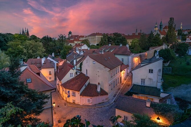 Saint Vitus Cathedral and Hidden Gems of Prague Castle - St. Vitus Cathedral: guided time you’ll actually use