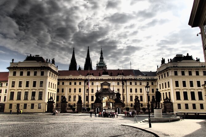 Saint Vitus Cathedral and Hidden Gems of Prague Castle - Golden Lane area and the jump to Petřín