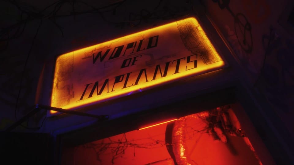 The Clinic: Escape room in Fun Arena Prague - Stepping Into the Secret Clinic: implants, dystopian mood, and room size
