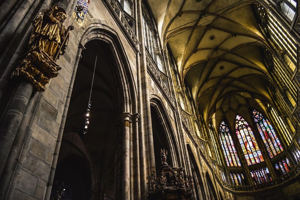 Tour of Prague Castle in italian language ticket included - Price and value: is $45 a good deal?