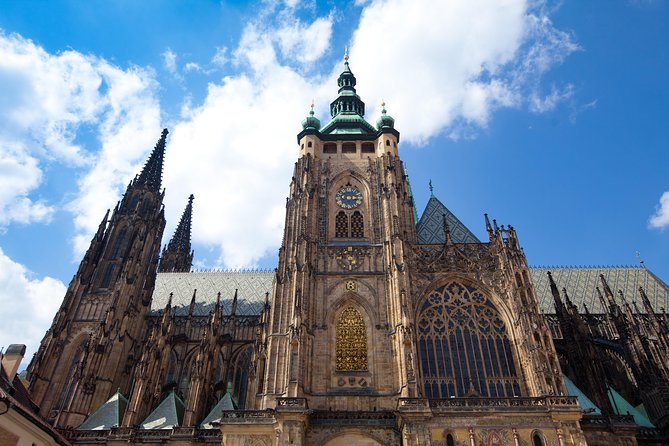 Two-Hour Morning Walking Tour of Prague Castle - What you get for the price: a guide, a tram ride, and real focus