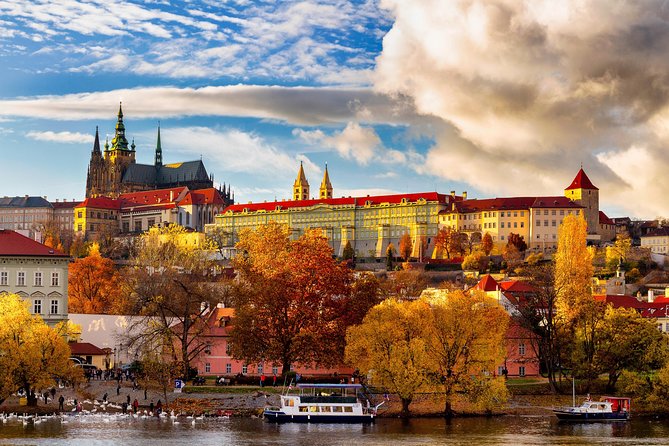 Two-Hour Morning Walking Tour of Prague Castle - Meeting point and timing: why the 10:00 a.m. start works