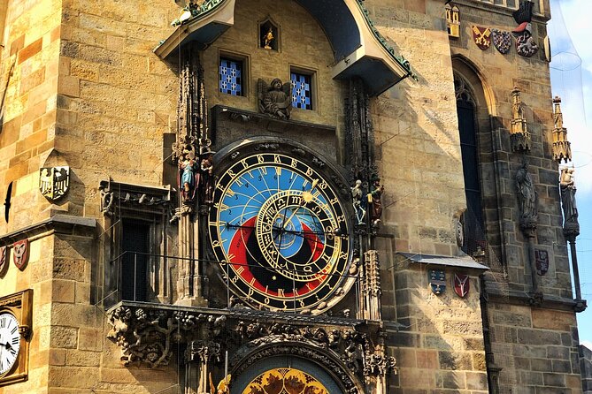 VIP Tour: Professional photos - You and Prague Best Monuments - A 5-Hour VIP Photo Plan That Keeps Prague Feeling Manageable