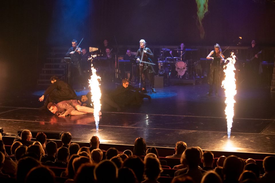Vivaldianno The Show in Theatre Hybernia - The dancers and costumes: where baroque look meets modern movement