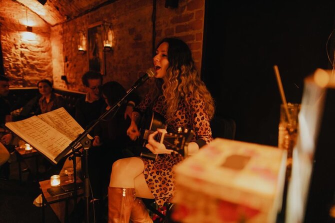 Wednesday Night Live Music and Cocktails Ticket in Kontakt Bar - Kontakt Bar in Prague 1: The Simple Wednesday Night Plan